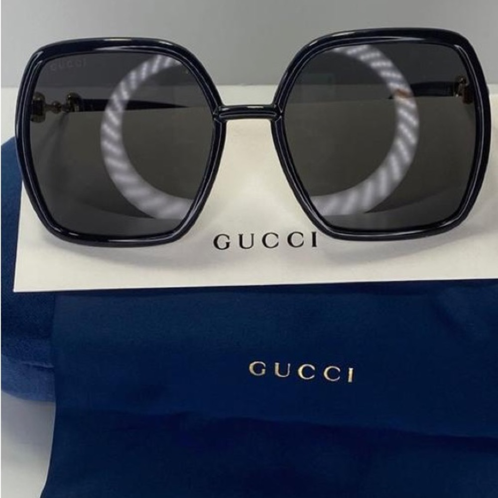 New 💯 Authentic Gucci Black Grey Square Ladies Gg0890s 001 55 Sunglasses - Picture 13 of 16